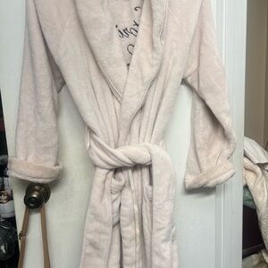 Victoria's Secret Light Pink Plush Robe